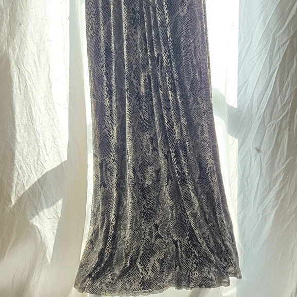 Express Snakeskin Dress - Picture 6 of 10